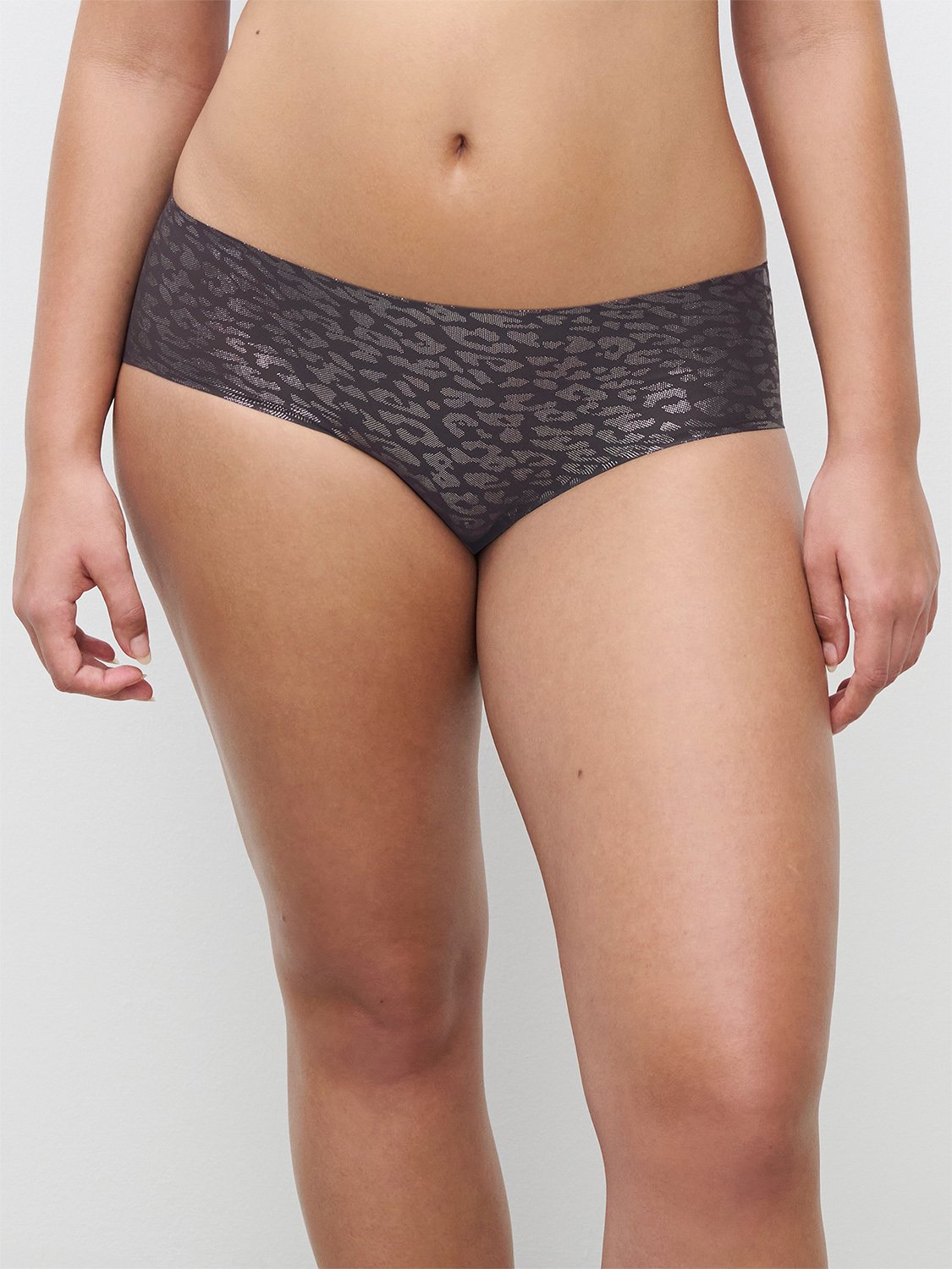Innovativ Softstretch Shorty i sort fra Chantelle